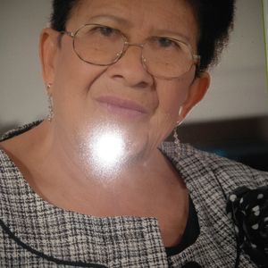 Meet your Posher, Nora